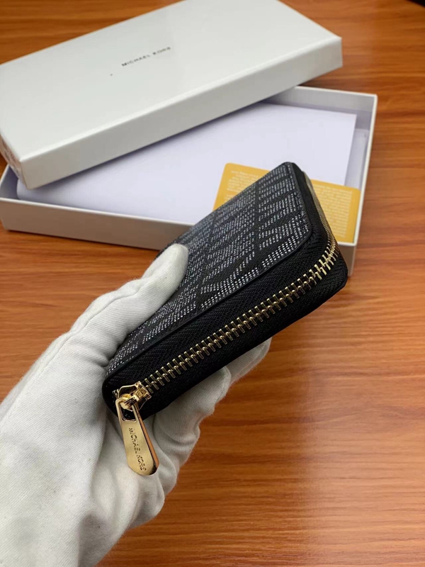 超激安ブランド財布偽物角部分ディテール